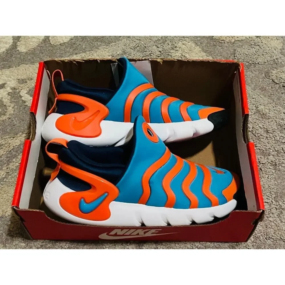 NIB❤️Nike Dynamo Kids Sneakers shoe sz3